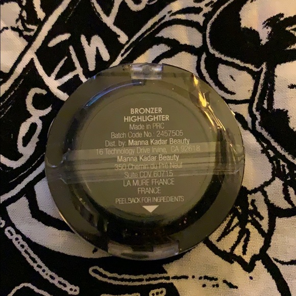 MANNA KADAR Bronzer/Highlighter - Picture 2 of 2